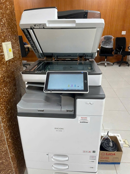 thuê máy photo màu đình trám